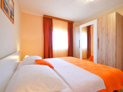  Apartment Vice in Pridraga