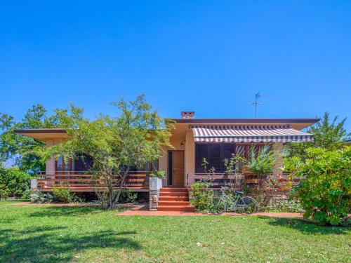  Holiday Home Donatella by Interhome in Marina di Pietrasanta