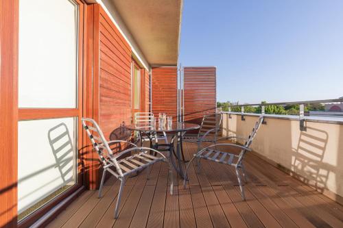 ระเบียง/ชานเรือน, Osiedle Bocianie Gniazdo by Noclegi Renters in โอโกรดี