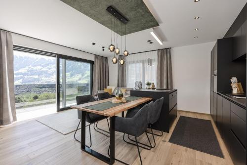 Grand Alpin Panorama Lodge Top 3