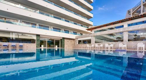Globales Torrenova – Magaluf, NJ
