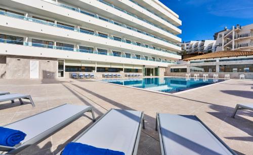 Globales Torrenova – Magaluf, NJ