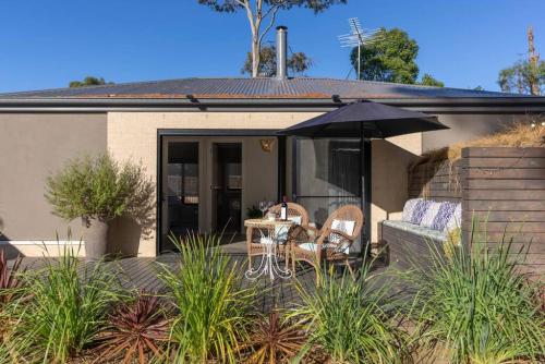 Fasiliteter, Pine Beach Guest House in the Heart of Balnarring in Balnarring