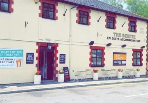 Bertie Pontypridd hotel Tonyrefail