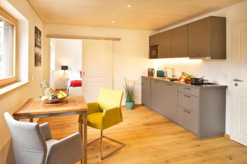 Apartment with Terrace image 4