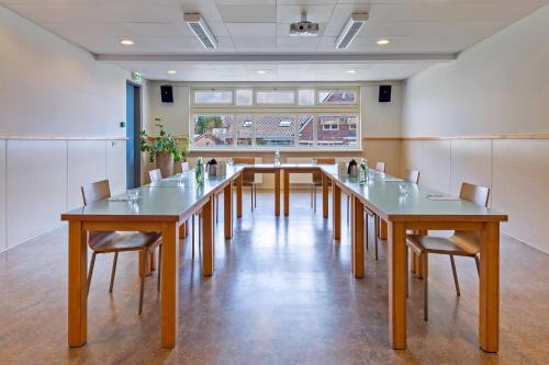 會議室/宴會廳, Stayokay Hostel Noordwijk in 蘭傑維爾德住宅