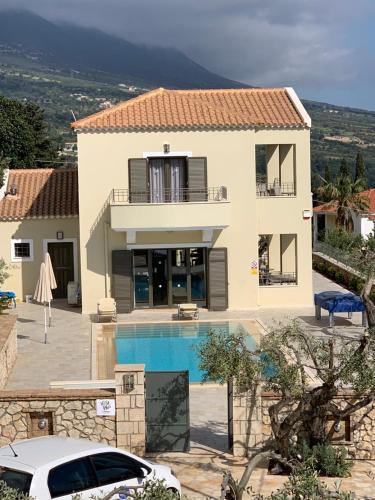 Villa Latos gîte à louer Lourdháta