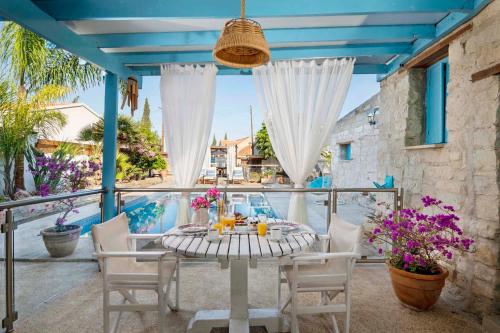 Cottage Houses in Pendakomo