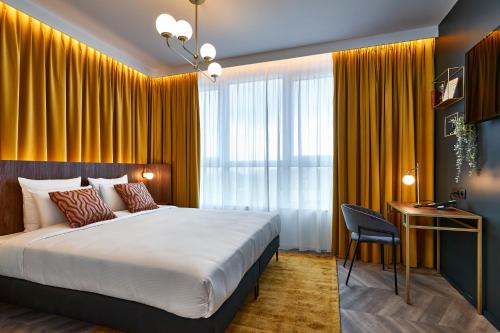 The Pantone Hotel Brussels - image 12