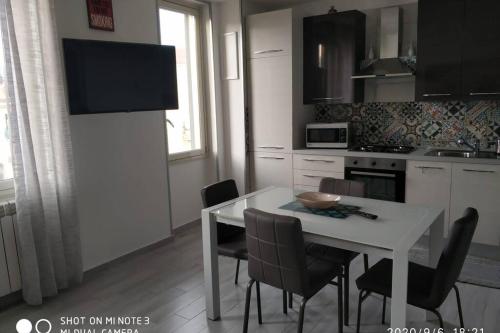 Home sweet home appartamento ricco di comfort, Palermo (fotografie 8)