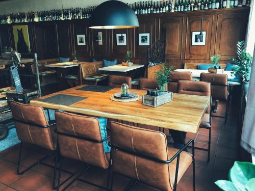 Hotel & Weinhaus Zum Schwarzen Bären, Coblenza (foto 8)