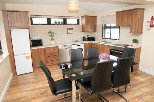 廚房, Arch House B&B & Apartments in 阿斯隆