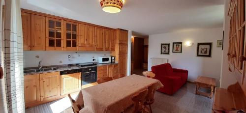  DOMUS ALPINA, Unterkunft in Bormio