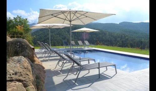 les Llosses Villa Sleeps 24 with Pool gîte à louer Sora