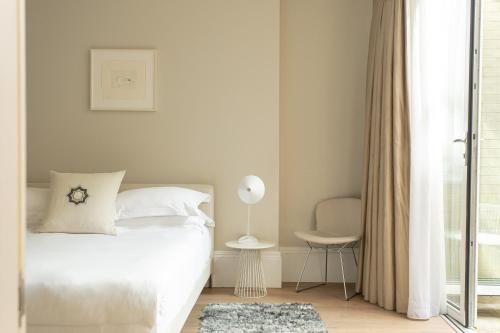 56 Welbeck Street - image 8