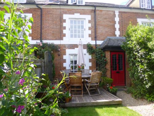 Cranberry Cottage - Accommodation - Wallingford
