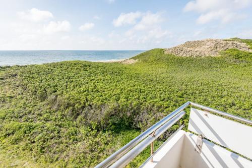Apartment with Sea View image 4