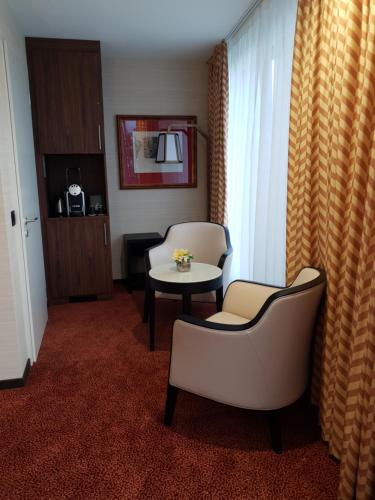 Nash Suites Hotel in Geneva