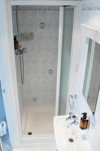Kingsway GuestHouse - image 7