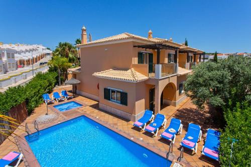 Villa Elenor C - Central location in Vale Da Parra - 3 adjoining villas gîte à louer Taipas