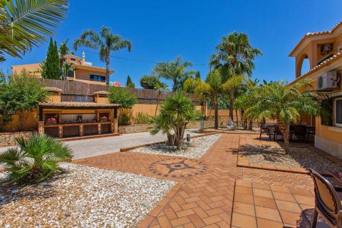 Villa Elenor A & B, Fantastic location central Vale Da Parra gîte à louer Taipas