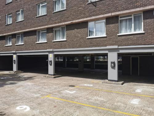 Hotel Lily - image 12