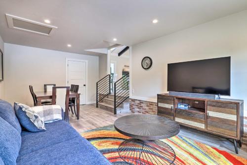 Modern and Colorful Buda Home Near Dtwn Austin! - image 8