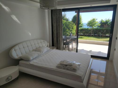 Nice Home with Shared Pools near Beach and City Center in Alanya
