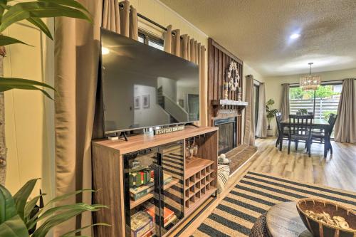 Pet-Friendly Hideaway in North Myrtle Beach! - image 4