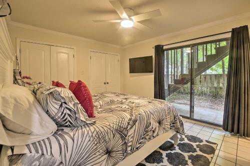 Pet-Friendly Hideaway in North Myrtle Beach! - image 8