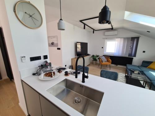  Romantic Guesthouse Porto close to Sandy beach in Crikvenica