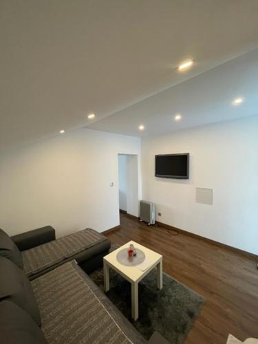 Studio privée Vesoul -Wifi,TV,Clim