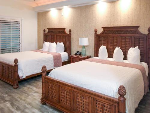 Boca Grande Hotel Room Type - Queen Room - Disability Access