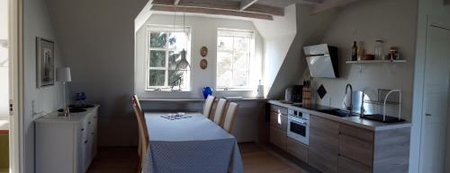 Skovboferie Apartments BB in บรังเดอ