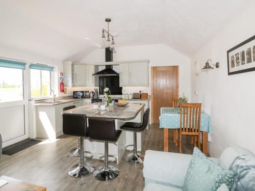 Trevenna Stables Truro - image 12