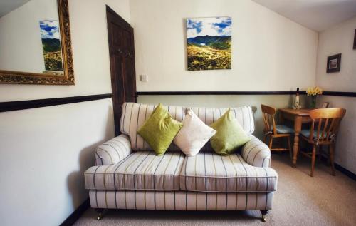 Burnthwaite Cottage Burnthwaite Cottage