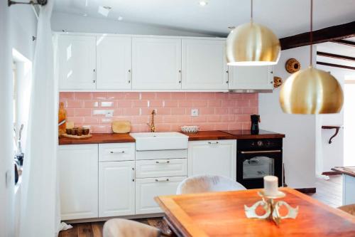 Apartment Aussee- Atelier Salzherrenhof- Küche, WLAN, Netflix (Apartment Aussee- Atelier Salzherrenhof- Kuche, WLAN, Netflix) in 巴特奧塞鎮中心