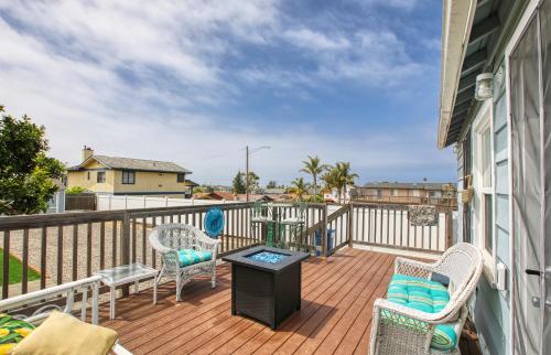 432 Saratoga in โกรเวอร์ บีช (CA)