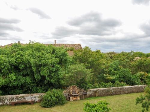 Spacious Holiday Home in Aigues vives