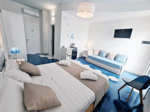 Kalinifta Rooms Apartment - image 9