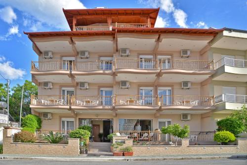 VILA ELVINA