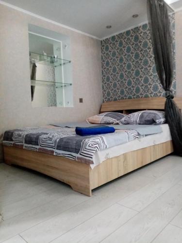 . Semi-luxury Apartment on Kamenogorskaya 13