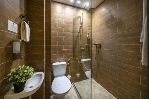 Large Double or Twin Room