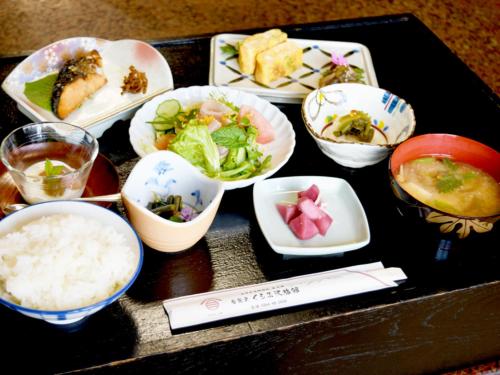 Kurumisawa Ryokan - 식음료(F&B)