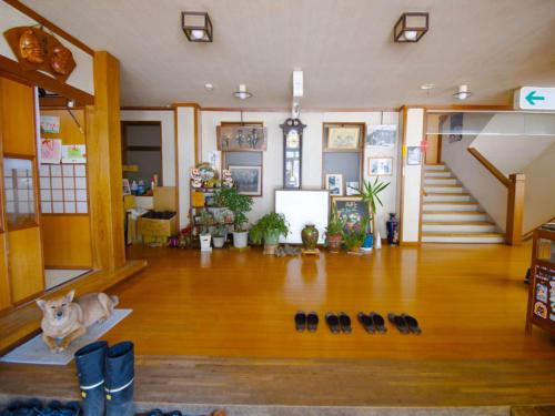 Kurumisawa Ryokan - 출입구
