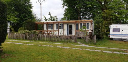 . Stacaravan 4 persoons - Camping Le Soustran