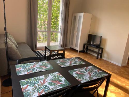 One-Bedroom Apartment image 10