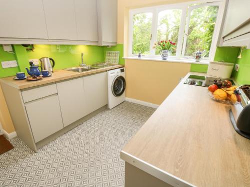 Fieldside in Totland