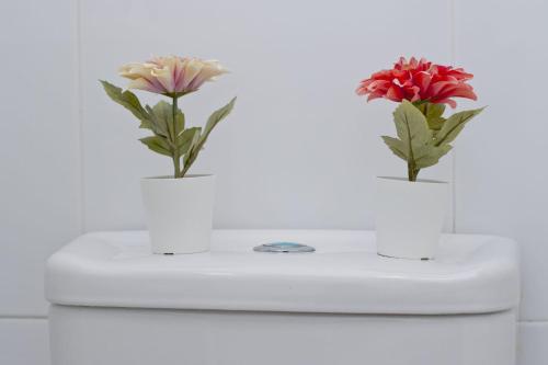 Barcelona City North Hostal - image 14
