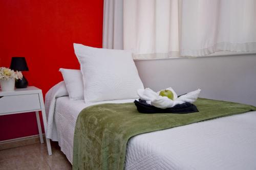 Barcelona City North Hostal - image 13